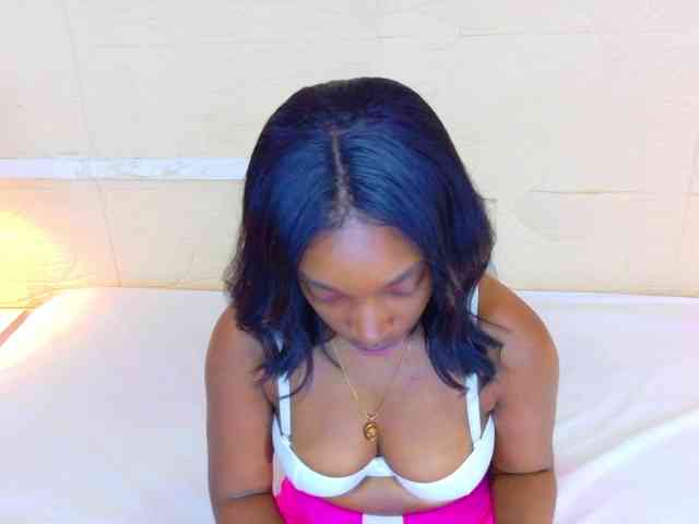 shamira-moore webcam