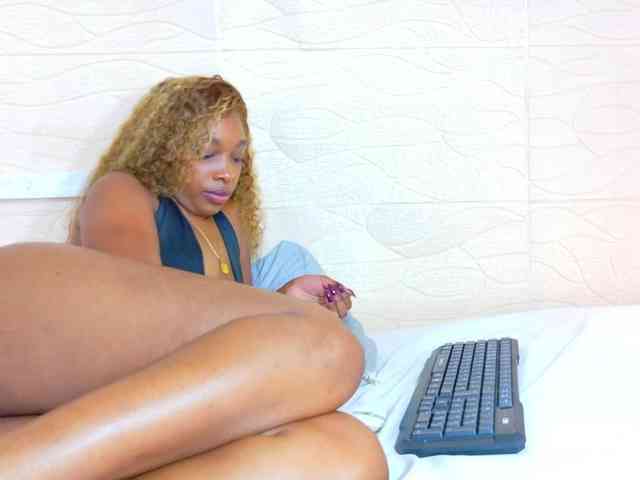 shamira-moore webcam