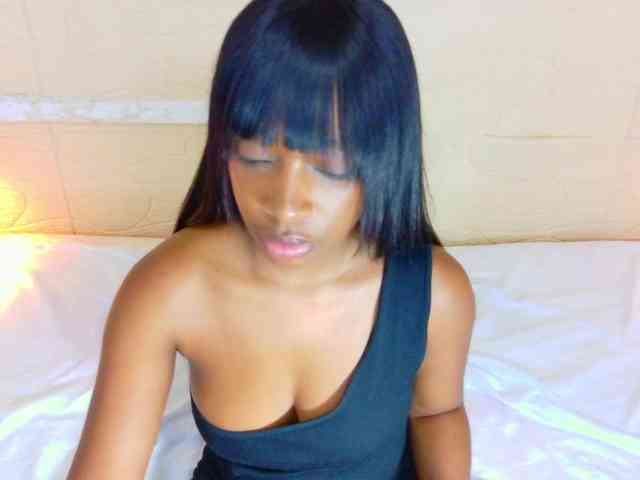 shamira-moore webcam