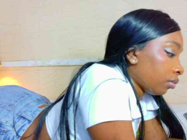 shamira-moore webcam