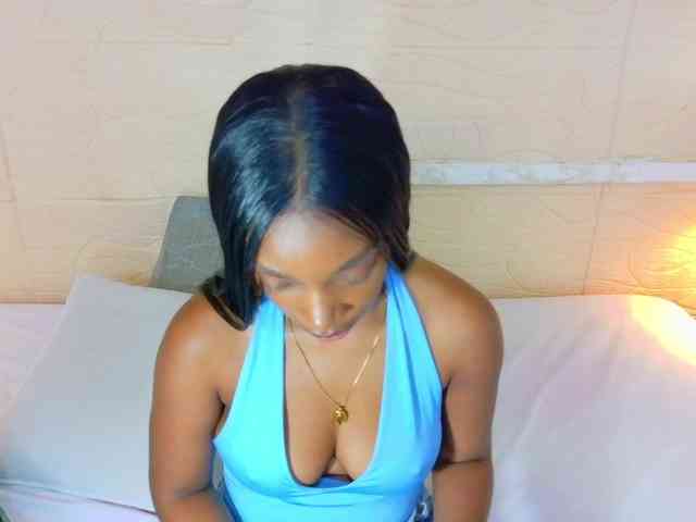 shamira-moore webcam