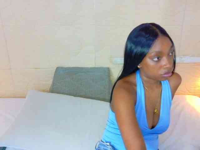 shamira-moore webcam