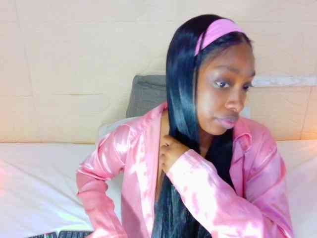 shamira-moore webcam