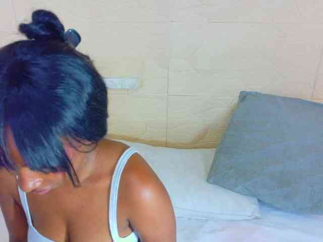 shamira-moore webcam