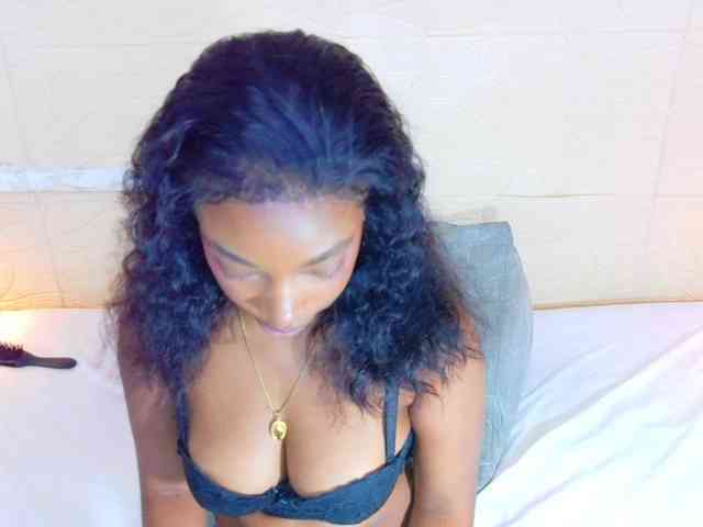shamira-moore webcam