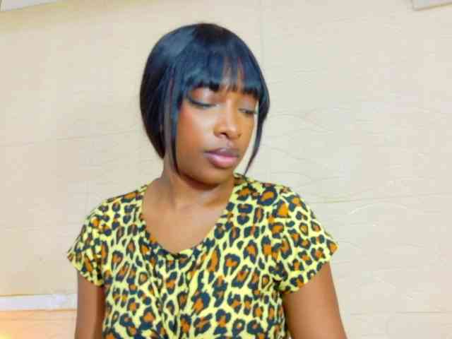 shamira-moore webcam