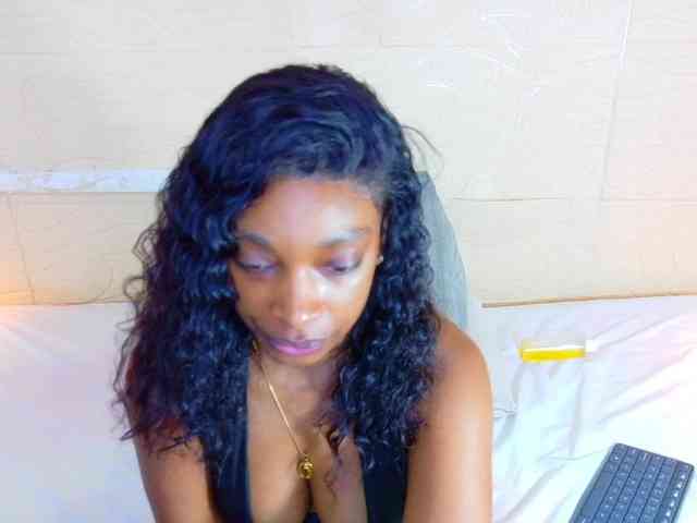 shamira-moore webcam