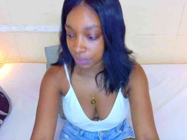 shamira-moore webcam