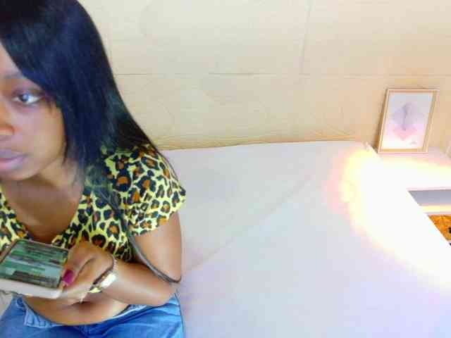 shamira-moore webcam