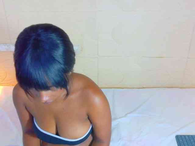 shamira-moore webcam