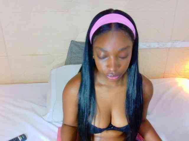 shamira-moore webcam