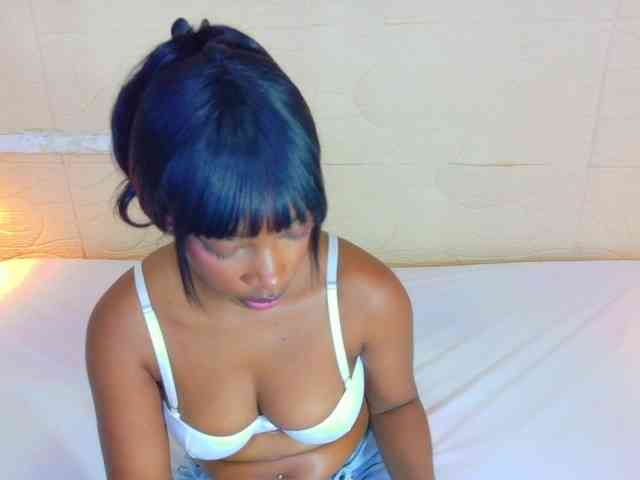 shamira-moore webcam