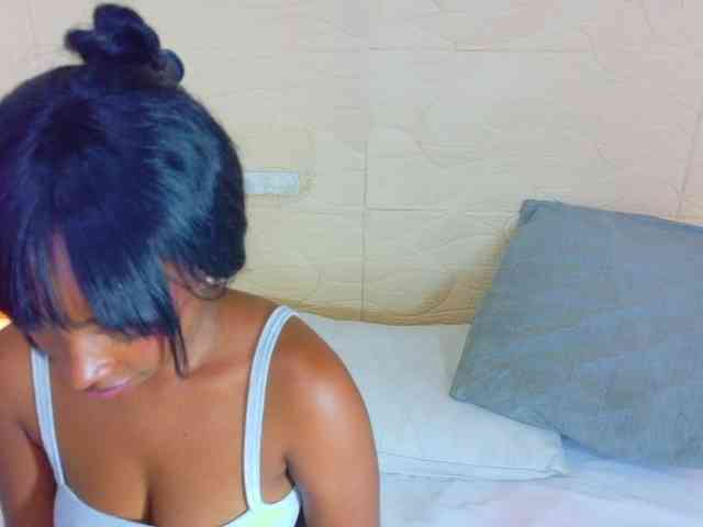 shamira-moore webcam