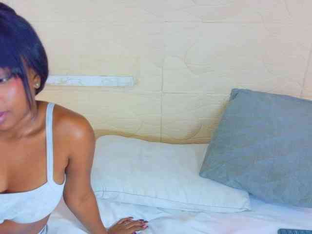 shamira-moore webcam
