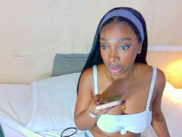 shamira-moore webcam