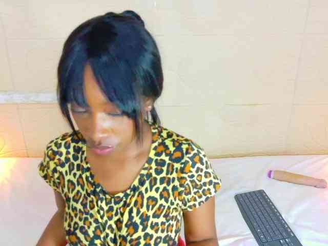 shamira-moore webcam