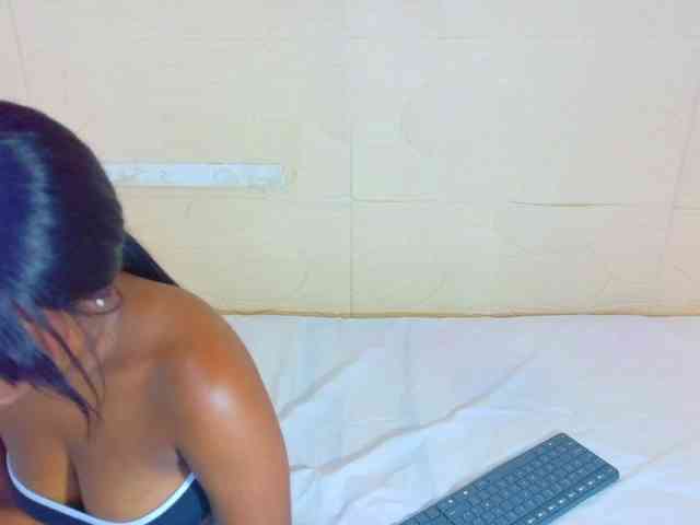 shamira-moore webcam