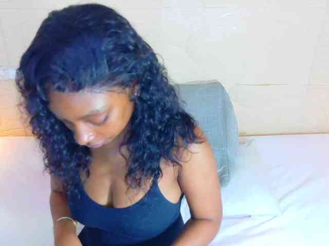 shamira-moore webcam