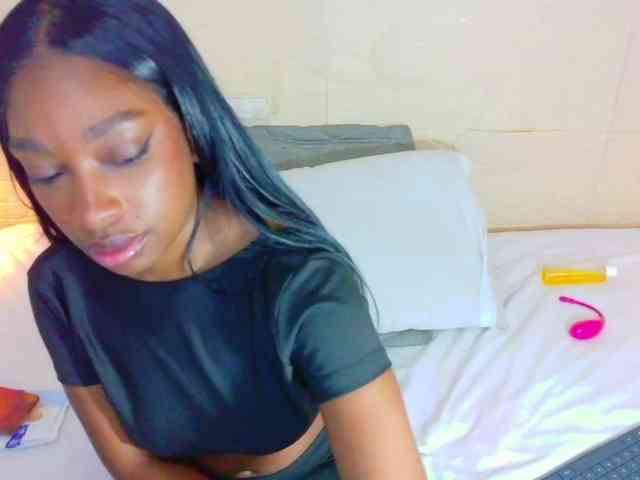 shamira-moore webcam