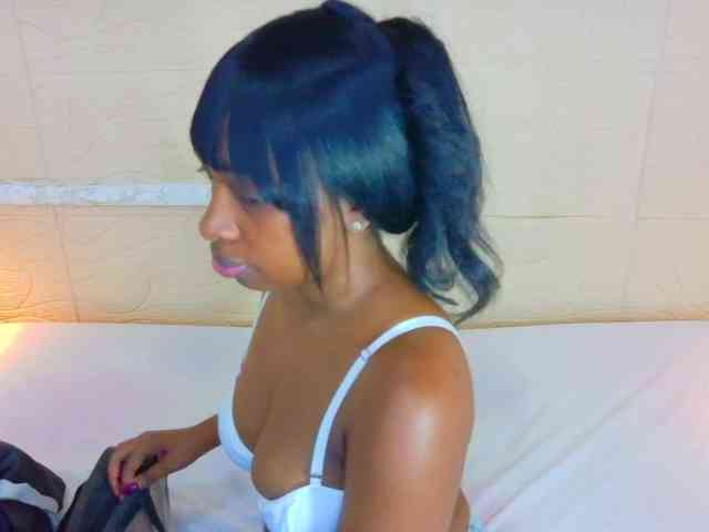 shamira-moore webcam