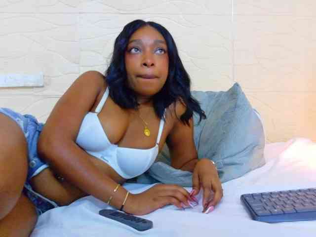 shamira-moore webcam