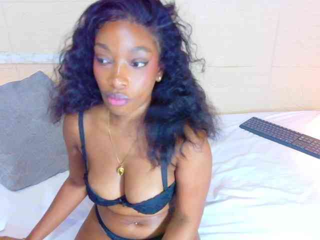 shamira-moore webcam