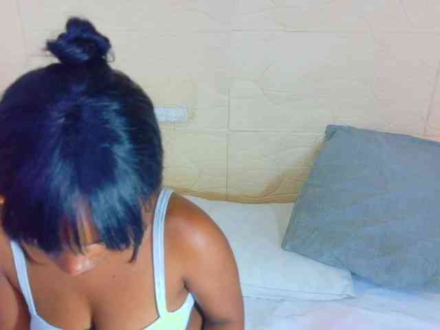 shamira-moore webcam