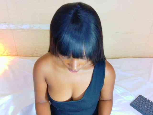 shamira-moore webcam