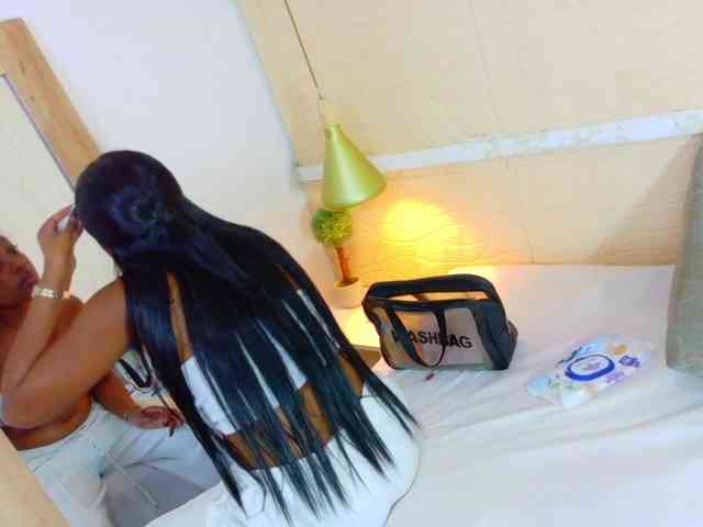 shamira-moore webcam