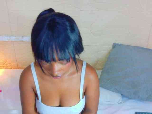 shamira-moore webcam