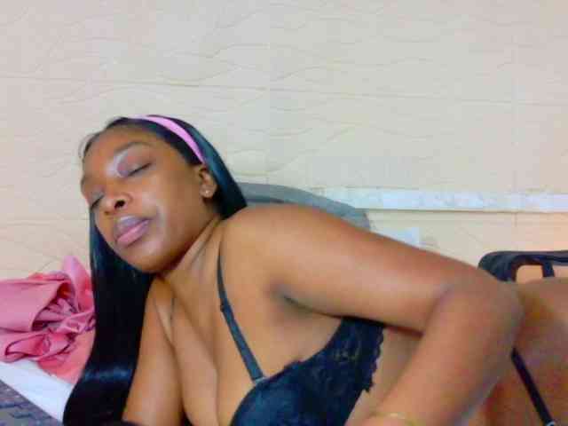 shamira-moore webcam