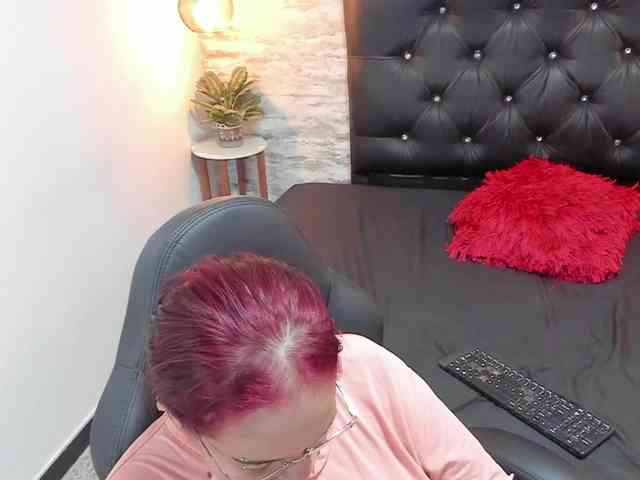 exotical-baby webcam