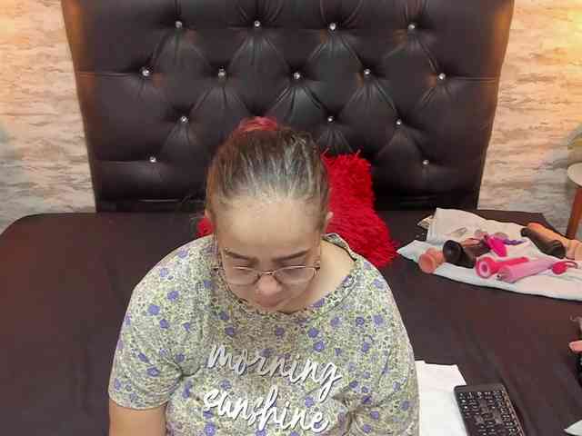 exotical-baby webcam