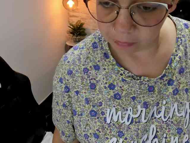 exotical-baby webcam