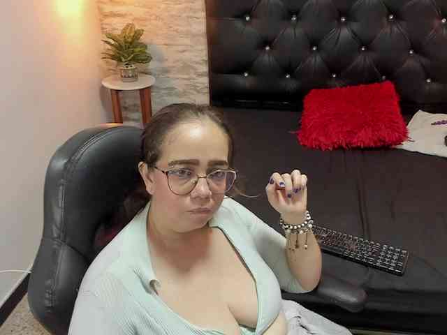 exotical-baby webcam