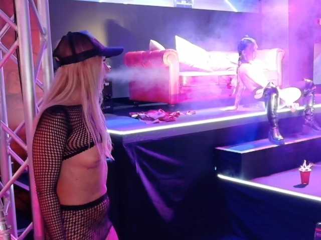 DanaKareninaxxx