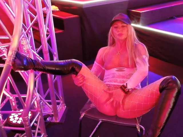 DanaKareninaxxx