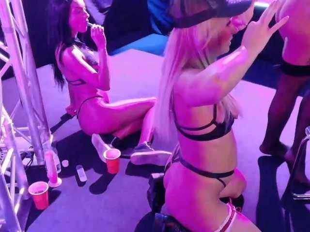 DanaKareninaxxx