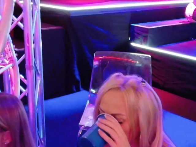 DanaKareninaxxx