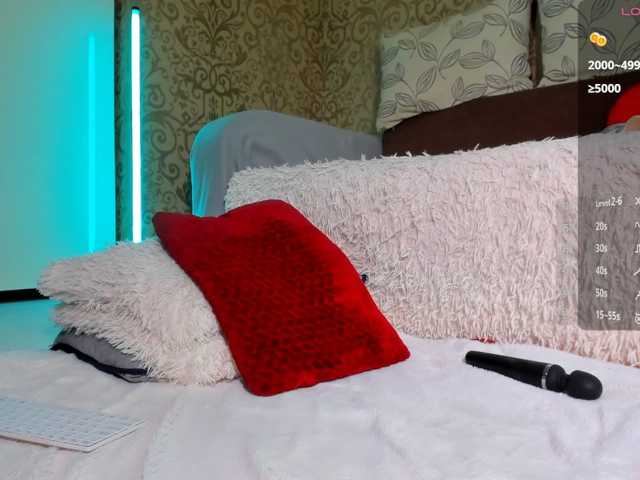DanaKareninaxxx live cam preview