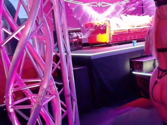 DanaKareninaxxx