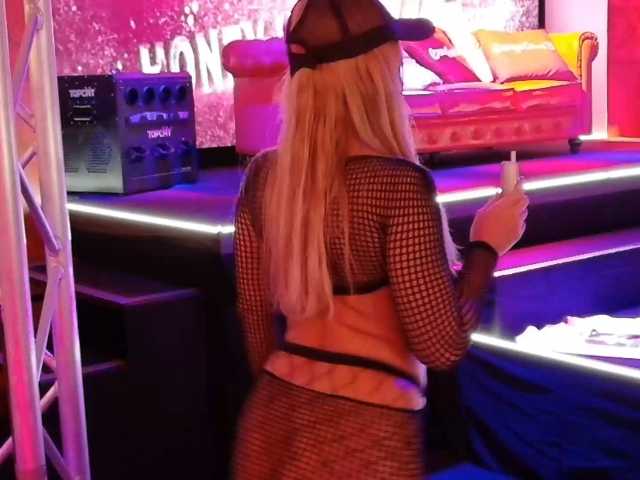 DanaKareninaxxx