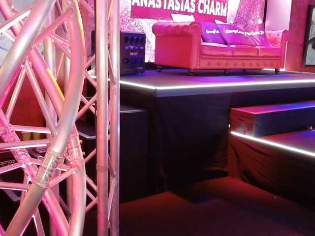 DanaKareninaxxx