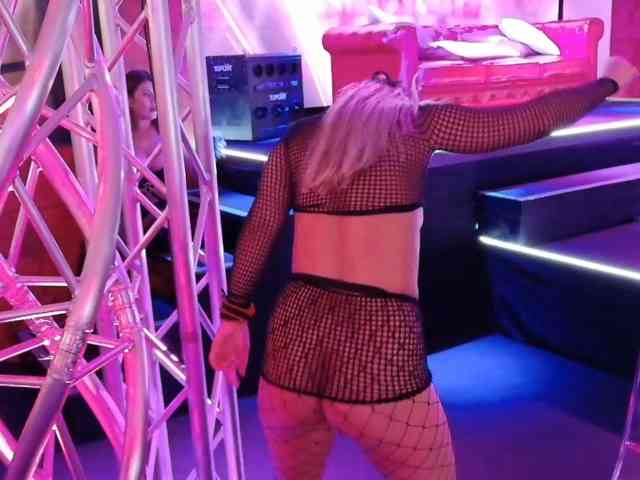 DanaKareninaxxx