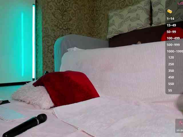 DanaKareninaxxx webcam