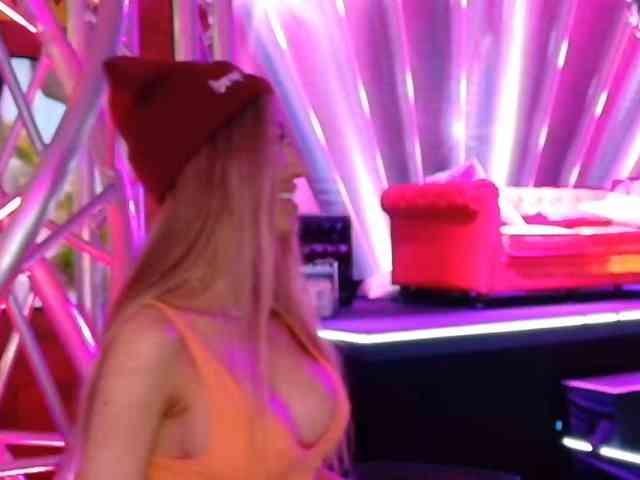 DanaKareninaxxx