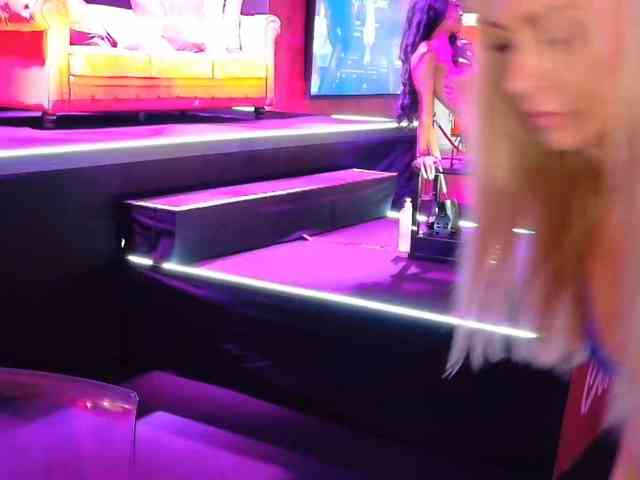 DanaKareninaxxx