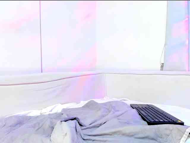 SaraDuque webcam