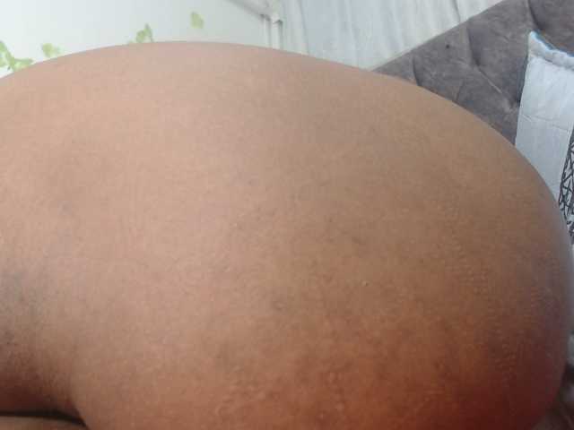 RACHELL-HOT live cam preview