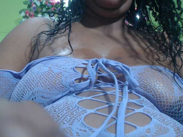 RACHELL-HOT live cam on BongaCams